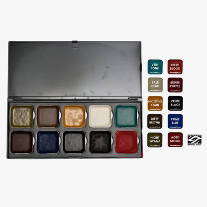 Make-up palettes.