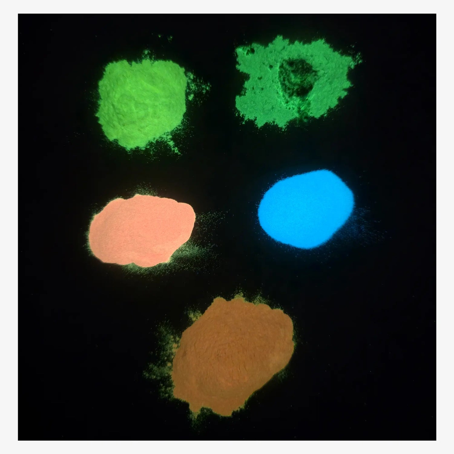 Fotolumineszierendes Pigmentpulver