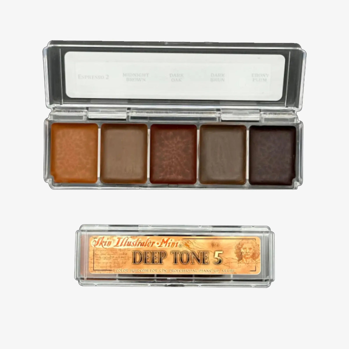 Make-up palettes.